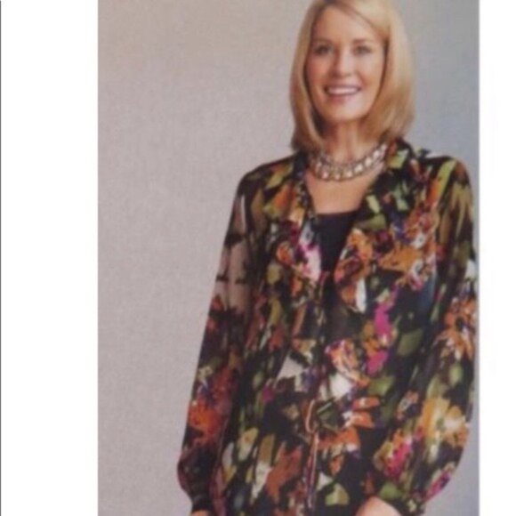 NWT Cabi Tie Front Top Kimono Blouse Cardigan Size XS Dark Floral Sheer - Picture 8 of 12